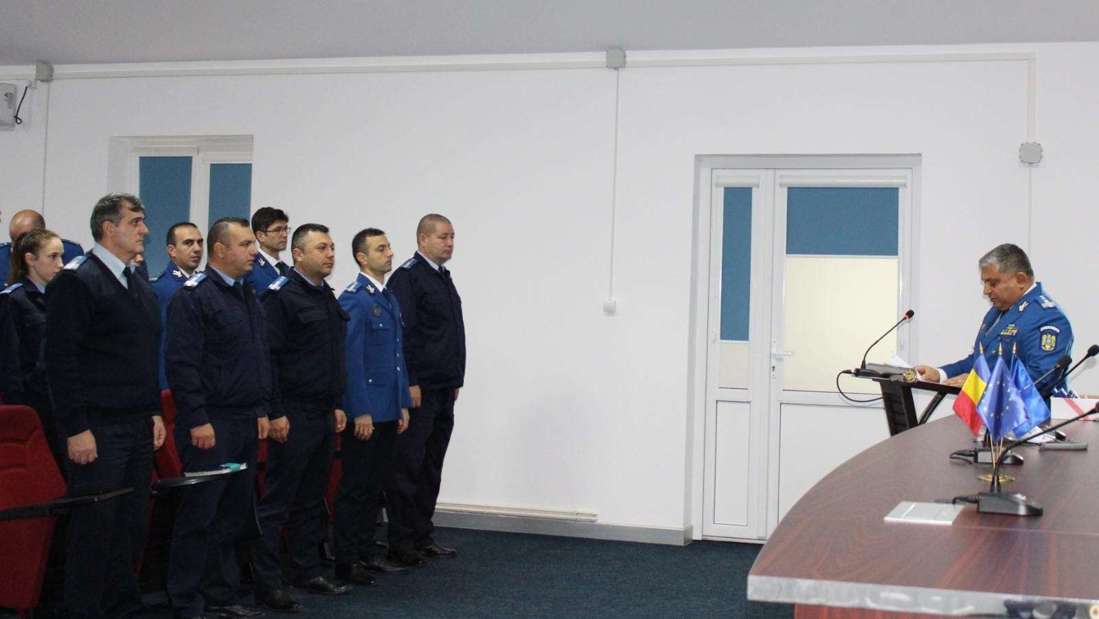 Avansări în grad în Inspectoratul Județean de Jandarmi Dâmbovița cu ocazia Zilei Naționale a României