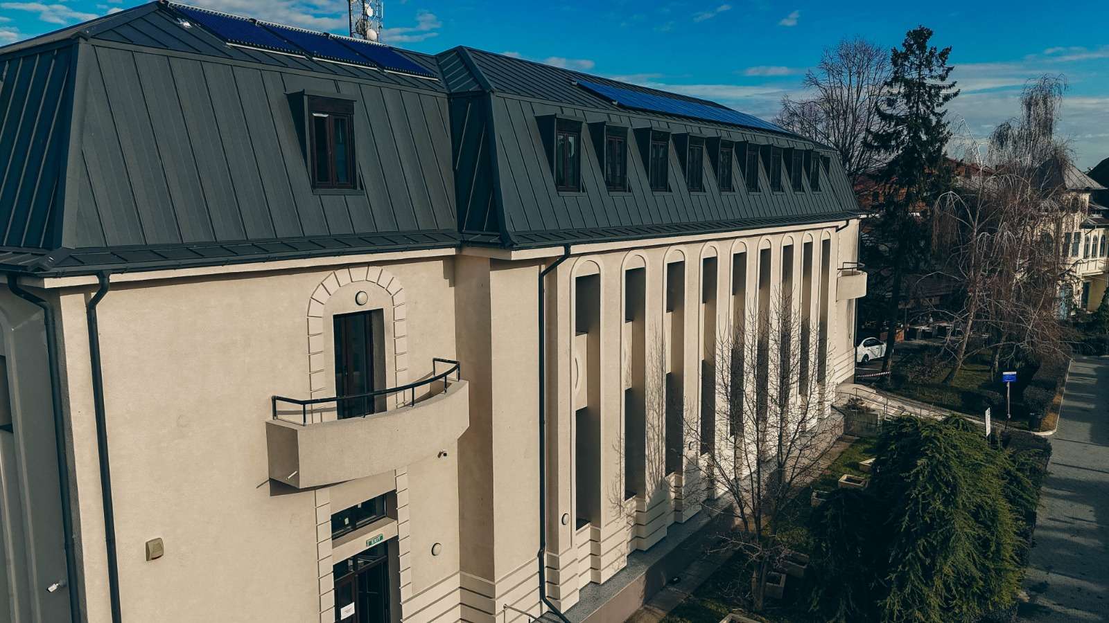 Primăria Târgoviște anunță finalizarea proiectului „RENOVAREA ENERGETICĂ A CLĂDIRII PRIMĂRIEI CORP B DIN MUNICIPIUL TÂRGOVIȘTE”