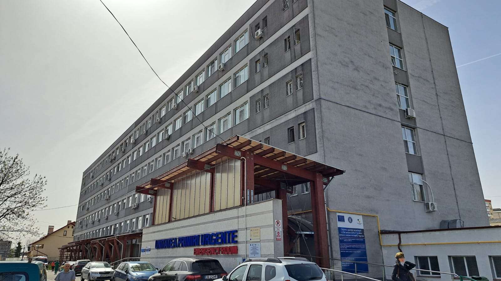 Hoț prins după ce a furat bani din incinta Spitalului Județean de Urgență Târgoviște Hoț prins după ce a furat bani din incinta Spitalului Județean de Urgență Târgoviște